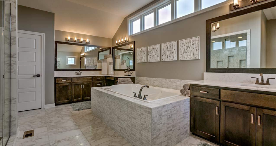 11451 S 123 Avenue Bathroom