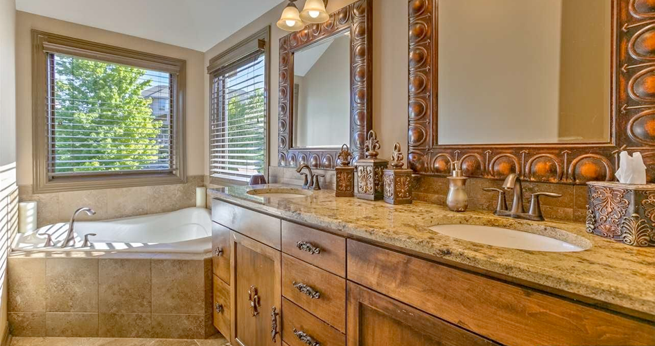 19258 Poppleton Avenue Bathroom