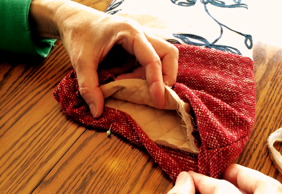 DIY Mixed Print Fur Stockings | via: www.npdodge.com