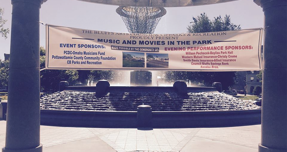 Bluffs Art Council Music in the Park