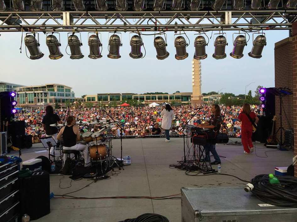 Aksarben Village Summer Events