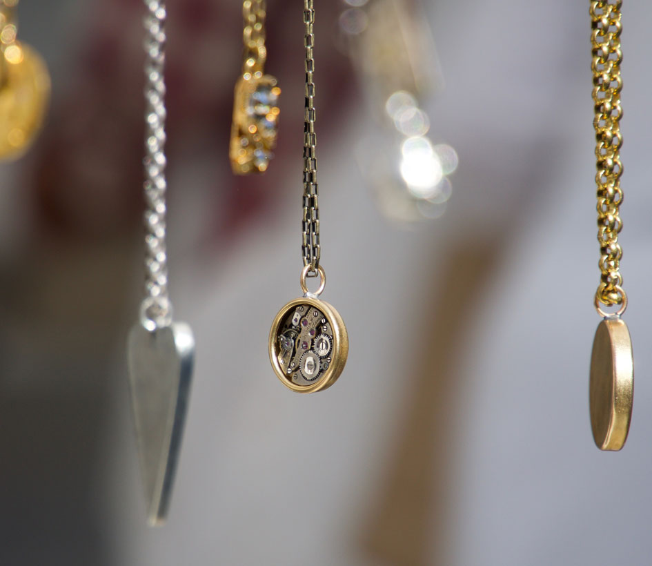 alex-chambers-TxCbfMc854c-unsplash